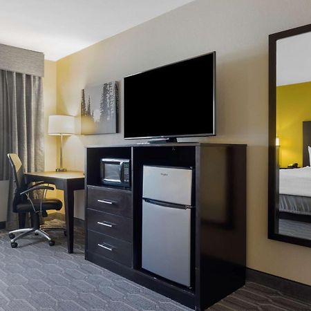 Best Western Plus Wenatchee Downtown Hotel Экстерьер фото