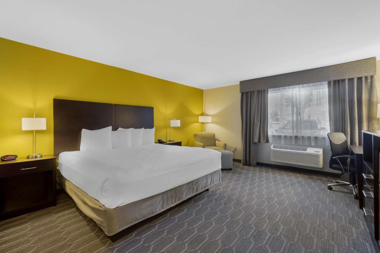 Best Western Plus Wenatchee Downtown Hotel Экстерьер фото